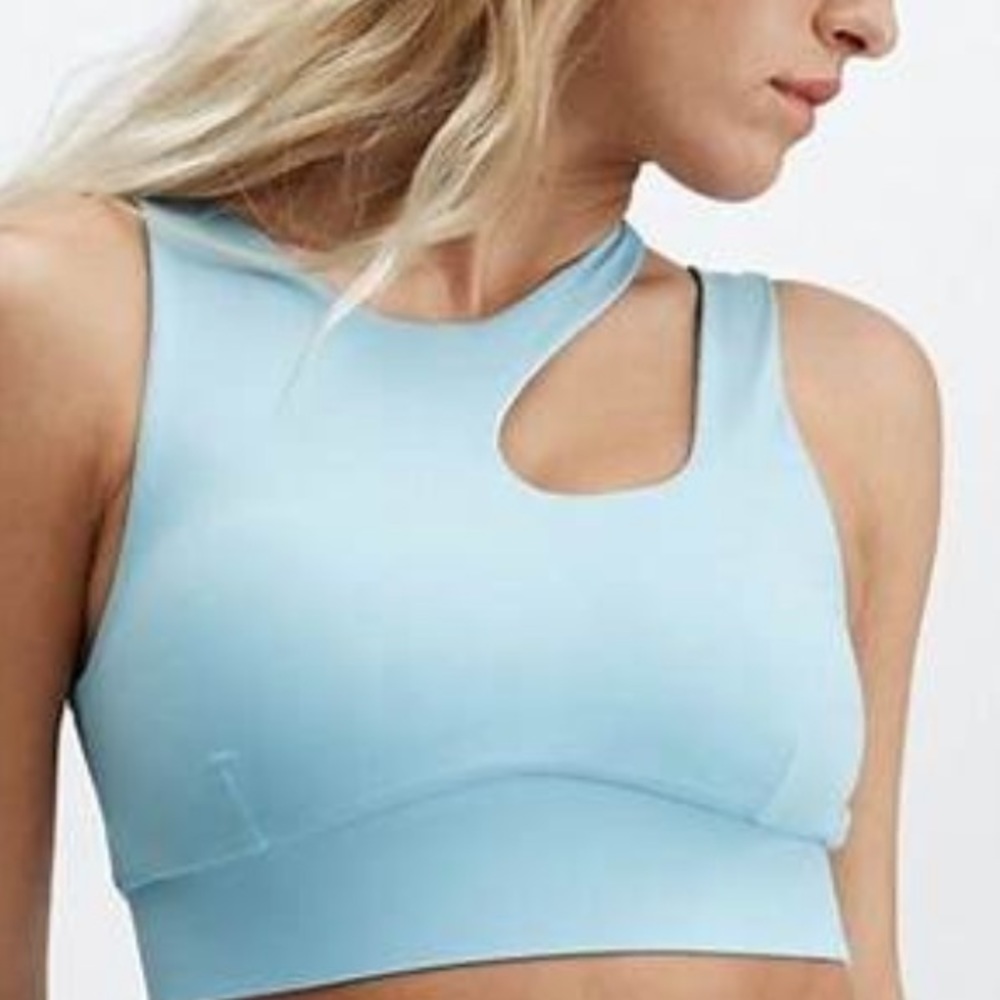 Fabletics callie sports bra